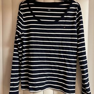 New Long sleeve black and while Tommy Hilfiger tee.